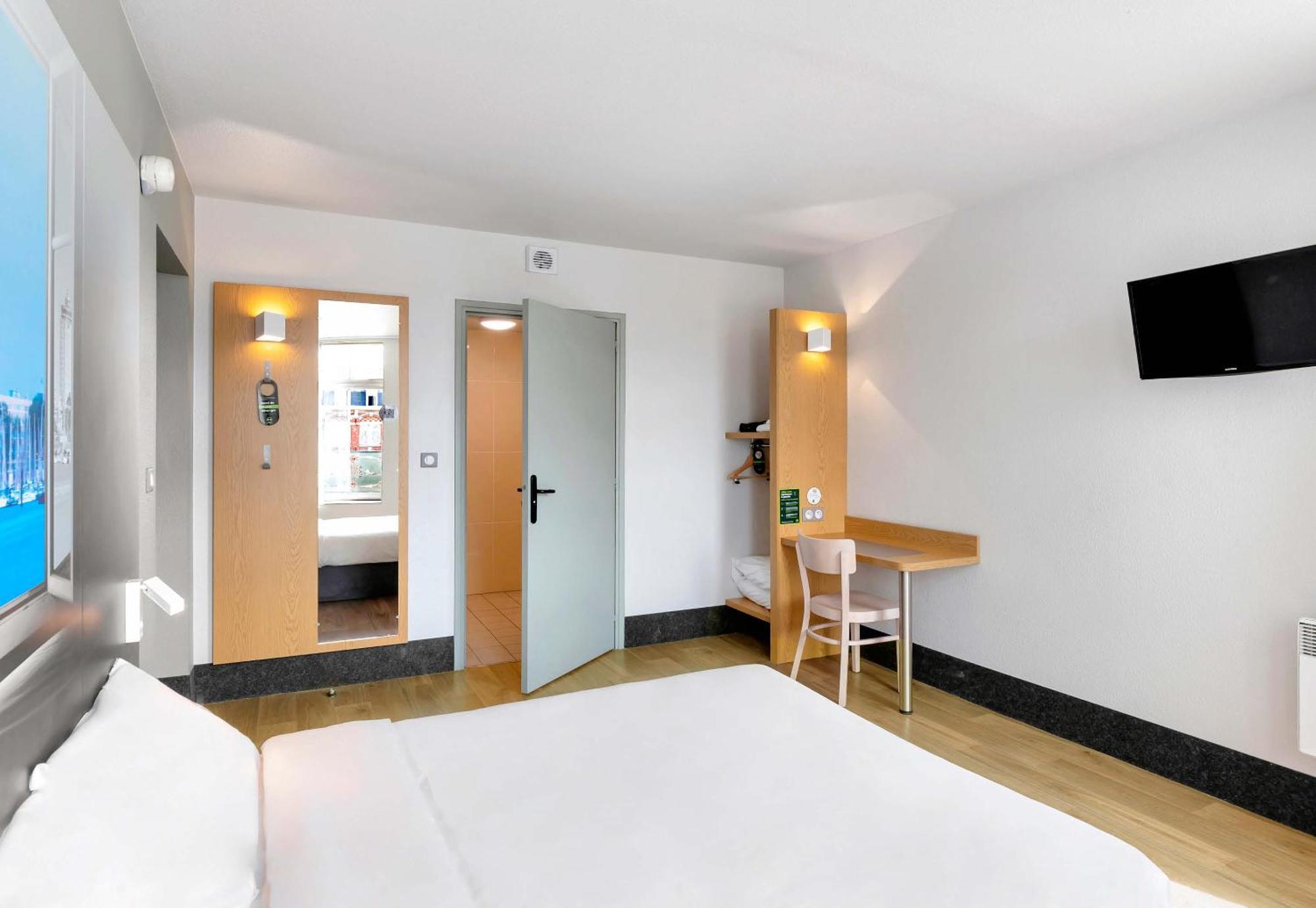 B&B Hotel Dunkerque Centre Gare Dunkirk Esterno foto