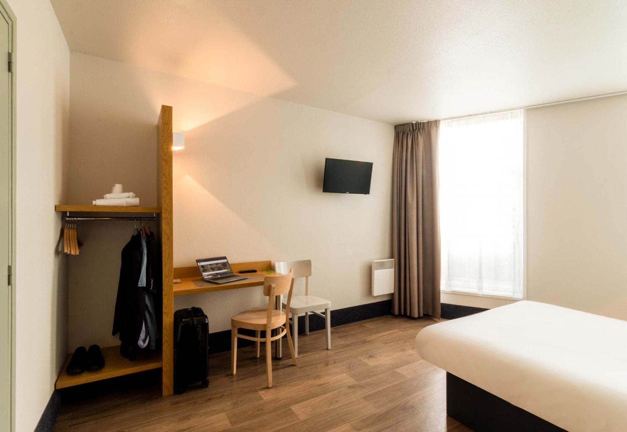 B&B Hotel Dunkerque Centre Gare Dunkirk Esterno foto